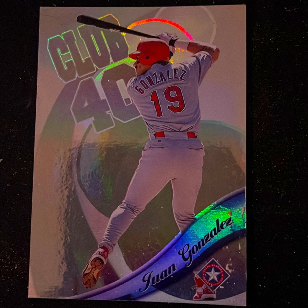 Topps 99’ club 40 Holo